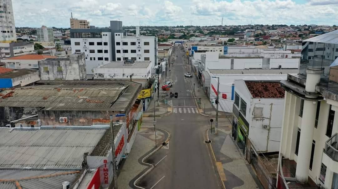 ''Triste, mas necessário...'': Araguaína com cara de cidade-fantasma no 1º dia de lockdown; veja imagens