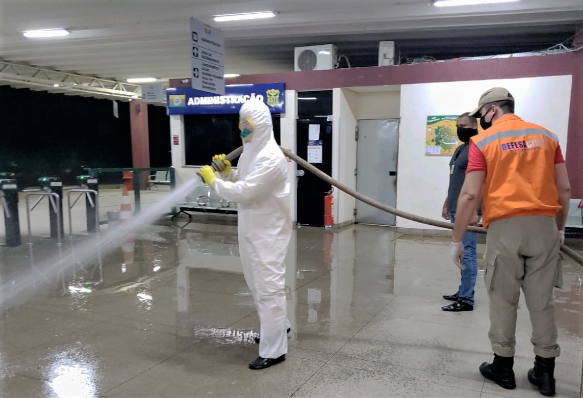 Operação Fora Covid: Bombeiros dão ínicio a sanitização em espaços públicos de 20 cidades